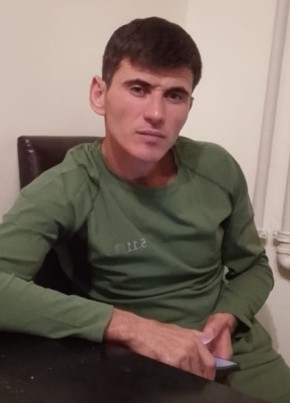 Abdul Manonov из Астаны 35 лет