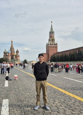 Михаил из Красноярска 21 год