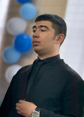 Вахид Аллахяров из Серова 18 лет