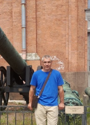 Александр из Новотроицка 43 года