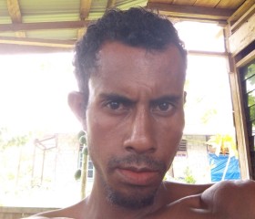 Williams Dori, 31, Nabire