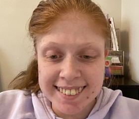 Kenzie, 20, Leavenworth