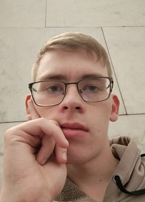 Вадим из Санкт-Петербурга 22 года