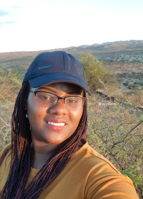 Tashi, 44, Namibia, Windhoek