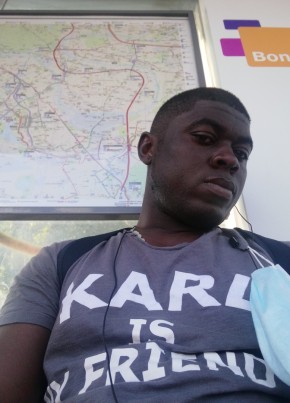 Arnaud , 22, République Française, Cachan