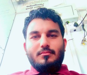 Akkas khan, 31, Salalah