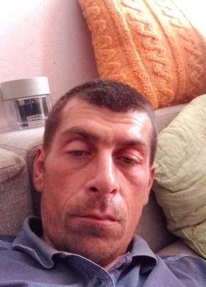 Дмитрий из Нефтеюганска 40 лет