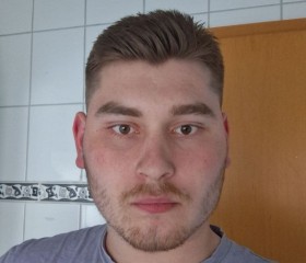 Petro, 20, Selm