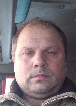 Tolya, 47, Russia, Perm