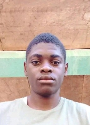 Junior, 24, République Gabonaise, Libreville