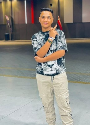 Yassin из قليوب 18 лет