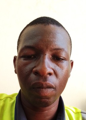 Mcharo, 27, Tanzania, Dar es Salaam