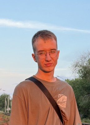 Егор из Энгельса 23 года