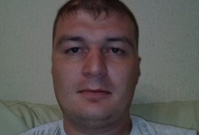 Vladimir, 40 - Just Me