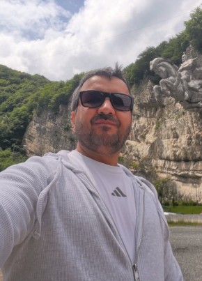 Михаил из Новосибирска 44 года