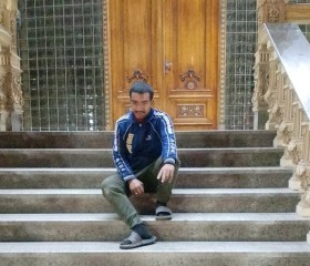 عبد الرحمن, 18, Az Zarqa