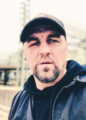 Валентин из Москвы 43 года
