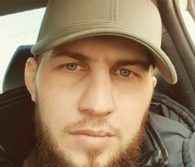 Adam, 31, Moscow