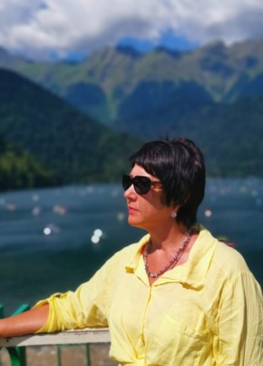 Наталия из Саратова 55 лет