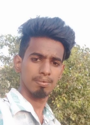 Manikandan, 24, India, Hyderabad