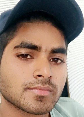 Taufeek Ansari, 19, India, Kāthor