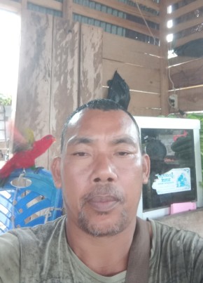 Irwan Damopolii, 51, Indonesia, Gorontalo