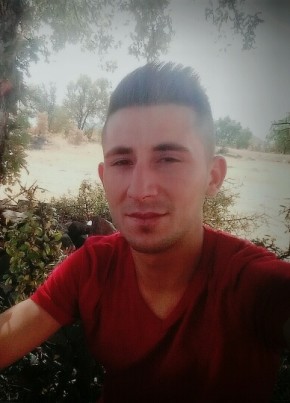 Gökhan, 28, Türkiye Cumhuriyeti, İstanbul