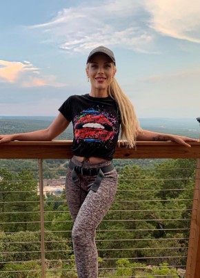 Yulianna, 38, Russia, Moscow