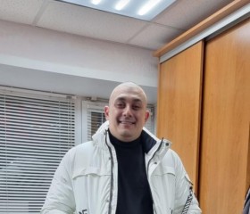 Artur, 42 года, دمشق