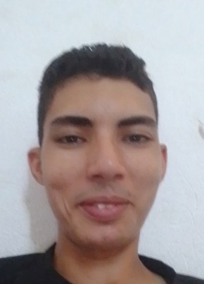 yassine, 24, تونس, ولاية قابس