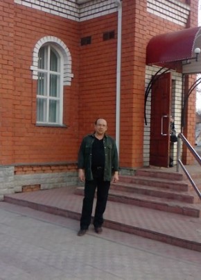 Юрий, 60, Россия, Бобров