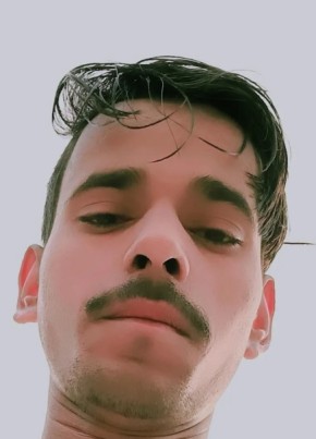 Kartik, 18, India, Gopalganj