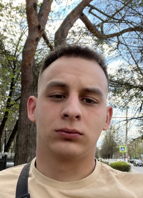 Александр из Алексина 23 года