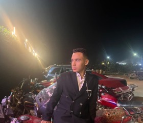 Mostafa Khaled, 18, Naj Hammadi