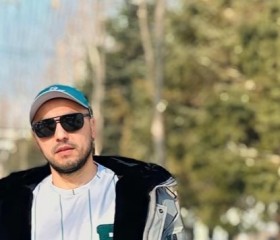 Yusuf, 33, Washington D.C.