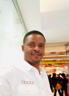 kelvin, 44, Nigeria, Benin City