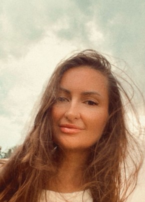 Анна из Екатеринбурга 39 лет