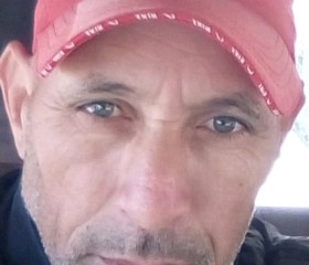 Hichem Boukraa, 50, Skikda