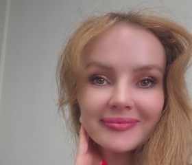 Valeriya, 35, Saint Petersburg