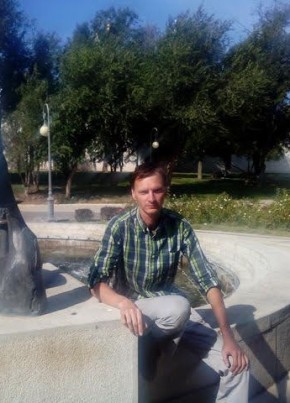 Олег, 38, Россия, Саратов