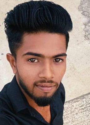 Md. Sanowar, 18, বাংলাদেশ, ঢাকা