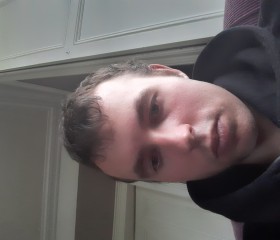 Conrad, 23, Dublin
