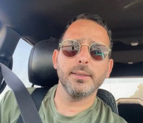 Haim, 35, Tel Aviv