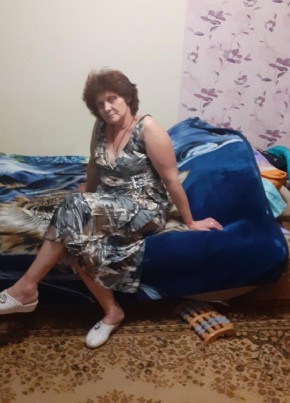 Елена, 56, Россия, Озёрск (Калининградская обл.)