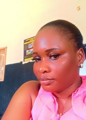 Marie Samukai, 30, Liberia, Monrovia