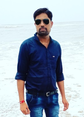 Vijay Chavda, 34, India, Rajkot