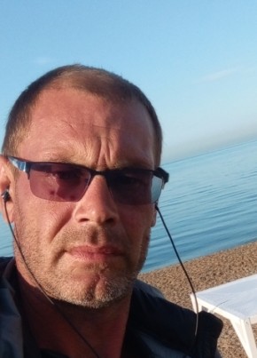 Александр из Мысхако 41 год