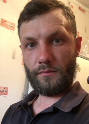 Максим, 36, Россия, Саянск