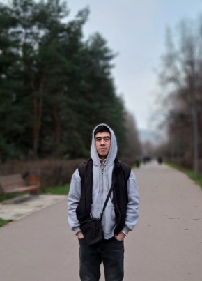 Asadbek из Москвы 25 лет