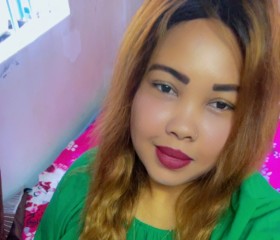Julda, 30, Port Louis